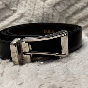 Misuri Firenze Black Belt, ‎ Silver-tone Buckle , 47" to center hole X 1.25, EUC